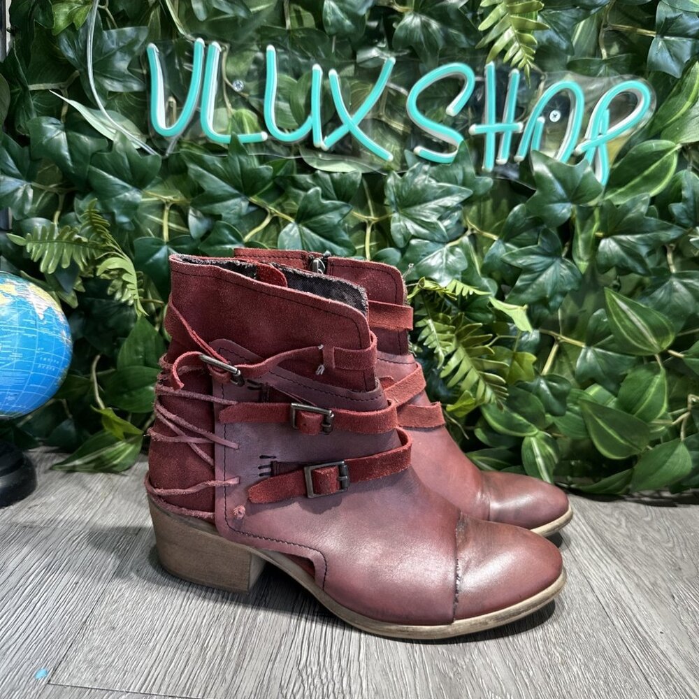 Roan Jag Bordo Buckles Leather Heeled Booties Size 7.5 Burgundy